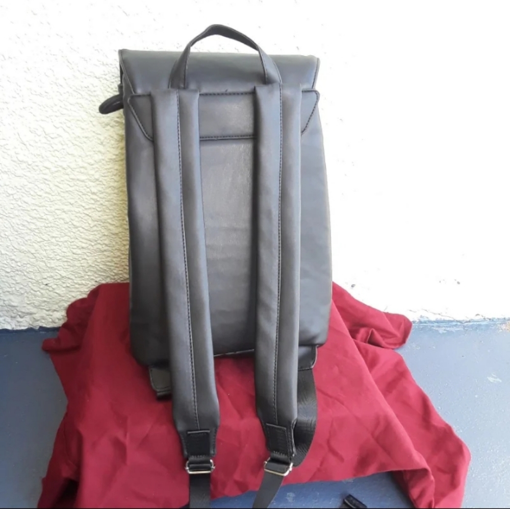 Big Leather Drawstring Backpack - image 2